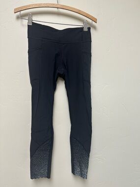 Lululemon running tights with pockets size 4